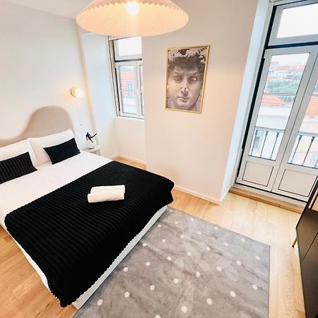 Lisbon Pink House II Beautiful 2 Bedroom Flat In City Center Exterior photo