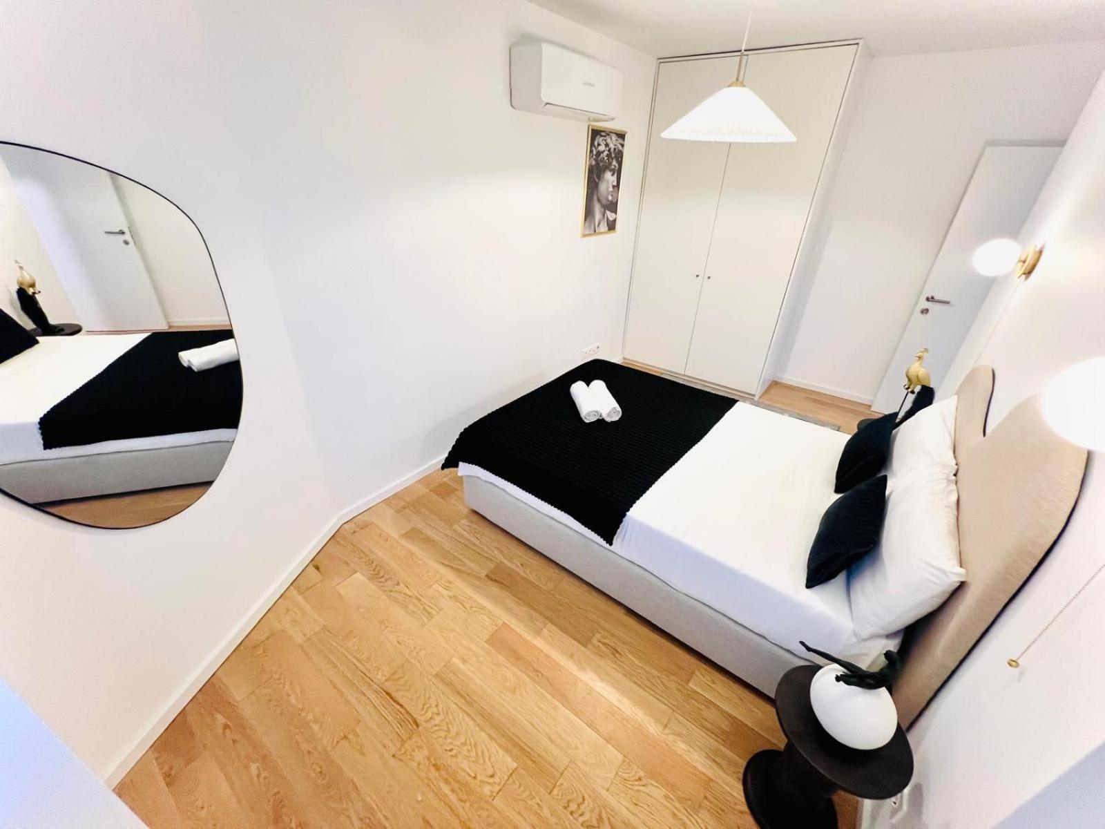 Lisbon Pink House II Beautiful 2 Bedroom Flat In City Center Exterior photo
